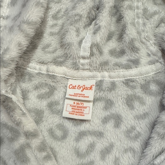 Cat & Jack Zip Up - Picture 3 of 6